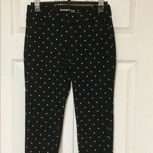 Old Navy Size 8 Mid-Rise Pixie Pants